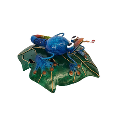 Mosquito coil holder with a gecko on a leaf 23 cm