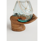 Glass on single hand 15 x 15 cm
