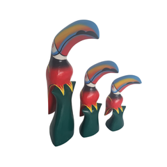 Toucans sitting in red - Set 3 - 30, 20, 15 cm
