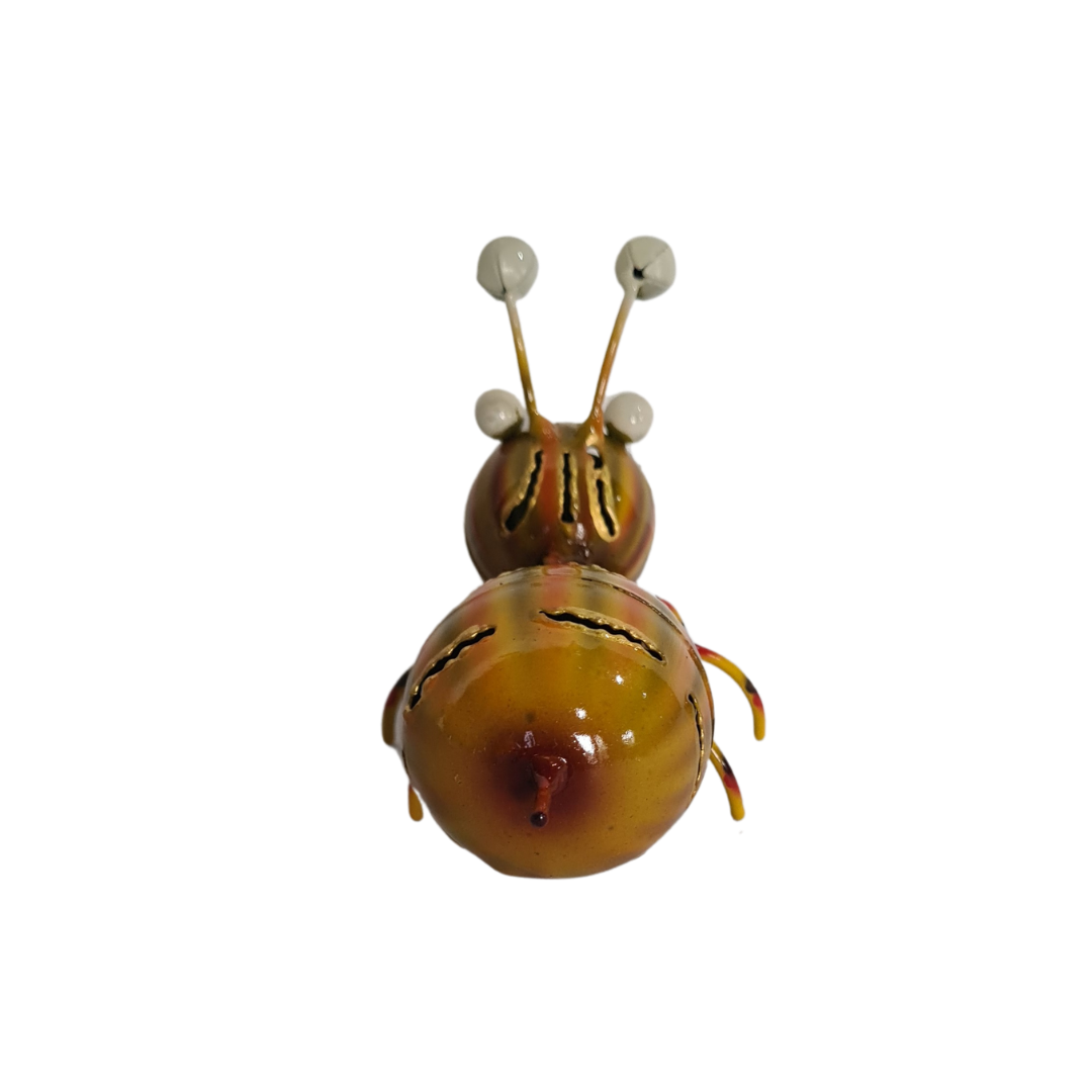 Ant yellow 10 cm