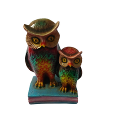 Owl and baby blue in resin 14 cm high