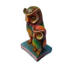 Owl and baby blue in resin 14 cm high