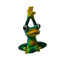 Frog green sitting with arms up in resin 10 cm high